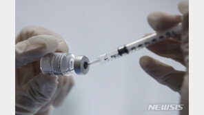 화이자 접종 40대 의식불명 “백신 인과관계 조사 중”
