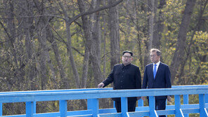 조선신보 “남북 선언 성실 이행해야”…통신선 복원 평가