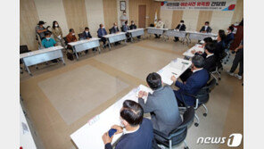 여순사건 유족 만난 이준석 “명예회복 늦어져 사과드린다” 고개