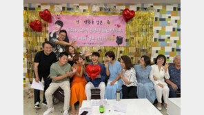 ‘노마스크’ 기념 촬영한 ‘동치미’ 출연진…MBN 측 “죄송”