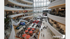 수도권 4단계 3주 지났는데 ‘요지부동’…이번주 반전 이룰까