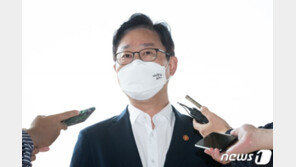 박범계 “전직 대통령 사면, 이번은 아니다”…광복절 민생사면도 일축