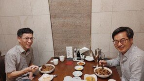 김동연, 진중권과 짜장면 회동…“큰 힘 얻었다”