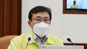 중대본 “4차유행 전국화 양상…위중증 환자도 2배 이상 증가”