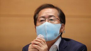 홍준표, ‘MB 경제 브레인’ 백용호 캠프 공동선대위원장으로 영입