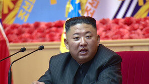 선제공격 안 한다던 김정은, 태도 돌변…“선제타격 강화”