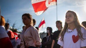 美-英 “독재국 벨라루스 제재”… 루카셴코 “3차대전 하자는 거냐” 