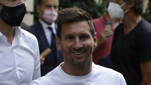 메시, PSG 합류…네이마르·음바페와 MNM 초호화 라인업