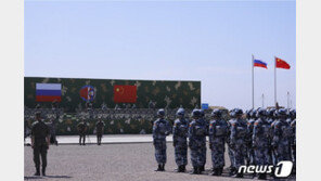 러시아 앞 군사굴기 뽐낸 中…합동훈련 무기 81%가 ‘신형’