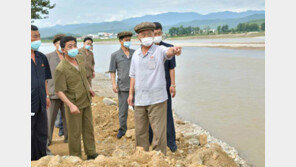 도발 위협한 北, 일단 수해 복구 집중…북한군 현장 급파