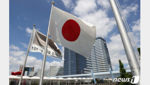 아베도 안간 ‘무관중’ 올림픽…日정부-도쿄 ‘17조 적자 누가 갚나’ 갈등