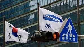 ‘이재용 가석방에도’…三電, 외인 대량 매도에 3%대 급락