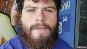 英 플리머스 총기난사 사건 용의자 이름과 얼굴 공개돼