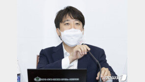 이준석 “선의 오해하면 경선 흙탕물” 국힘 대권주자 간 갈등 진화