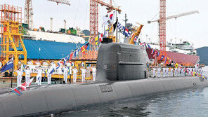 국산 첫 3000t급 잠수함 ‘도산안창호함’ 취역