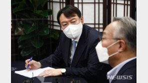 윤석열 측 “이재명의 경기 ‘현금살포’, 동의할 수 없어”