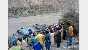 파키스탄 카라치서 수류탄 테러공격…10명 사망 10명 부상