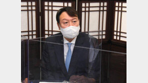 윤석열 “진영 논리가 국민 벼랑 끝으로 …상식에서 다시 출발”