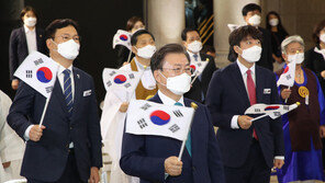 광복 76주년 맞은 여야 “선열 저력 이어받아 국난 극복”