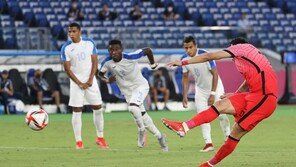 주가 치솟는 황의조, EPL 이적설…“사우샘프턴·볼프스부르크 등이 관심”