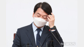 안철수, 李-尹갈등에 “당내에서 잘 해결하길”