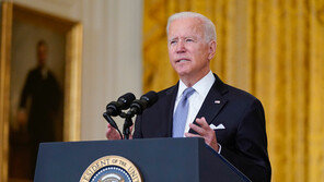 바이든 “美국익 없는 곳에서 싸우는 실수 반복 안한다”