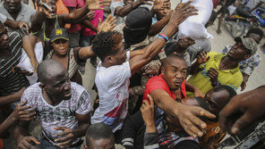 아이티 강진 사망자 1419으로 늘어…부상 6900명