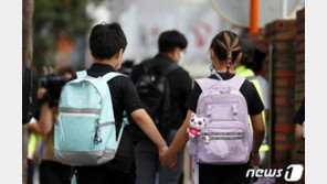 “4단계라도 학교 나가야”…등교 첫날, 우려보다 기대 컸다