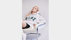 오아이오아이(OIOI) “블랙핑크 로제, 홍보 모델 발탁…첫 화보 공개”
