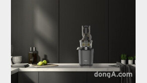 엔유씨전자, 인공첨가물 필요 없는 원액기 ‘REVO 120’ 출시