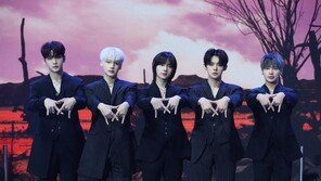 TXT “방탄소년단 후배 그룹…부담감 느끼지만 피할 수 없어”