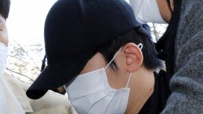 모텔서 2개월 딸 탁자 던져 뇌출혈 20대 친부, 징역 5년6개월 구형