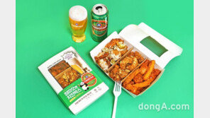 양꼬치 대신 치킨… 칭따오, 편의점 CU 치맥 패키지 ‘칭따오엔 치킨 박스’ 출시