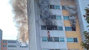 전동 킥보드 과충전 조심해야…“오래 충전하면 불 나”