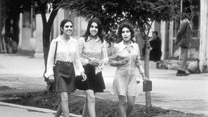 ‘탈레반에 피격’ 노벨평화상 말랄라 “자매 도울 시간 얼마 남지 않았다”