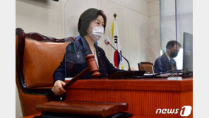 ‘2030 온실가스 감축목표 35%’ 기후위기대응법에…野 “목표 낮아”