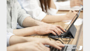 ‘매일 만지는’ 태블릿 케이스서 유해물질 최대 169배 검출…납도 11배 나와