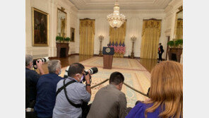 ‘아프간 비판’ 직면한 바이든, 이번엔 대국민 연설 지각 논란