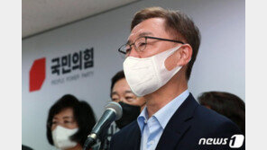 최재형 “‘아이라도 살려달라’ 아프간 사태에 눈물…대한민국 수호할 것”