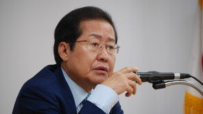 홍준표 “대통령 시보할거냐” vs 최재형 “건강한 보수 걸림돌”