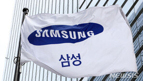 삼성전자, 인텔 제치고 세계 반도체 시장 1위…“당분간 지킬 듯”