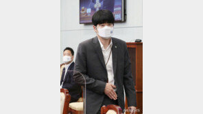 탁현민 “홍범도 기념사업, 北의사 있다면 같이 할 수 있다”