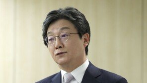 유승민 “이준석 체제 무너지면 대선 필패, 이준석도 말 아끼라”