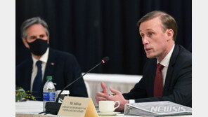 美 안보보좌관 “카불공항서 IS 테러 위협 현실이자 심각”