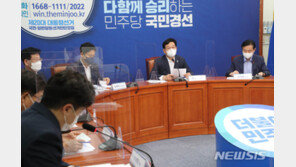 與 탈당권유 흐지부지…투기의혹 12명중 실제 탈당 없어