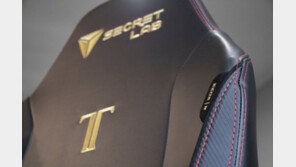 [리뷰] 게이머를 위해 준비된 자리, 시크릿랩 타이탄 이보 2022 시리즈