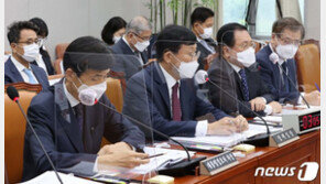 이호승 靑 정책실장 “부동산 시장 안정 안 돼 송구스럽다”