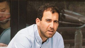 ‘도망간 대통령’ 아들도 딸처럼 美서 상류생활 