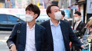 고개 숙인 이준석, 윤석열은 ‘李사퇴 집회’ 자제 당부…이번엔 봉합될까