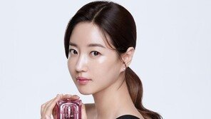 김사랑, 40대 나이 믿기지 않는 동안 비주얼 